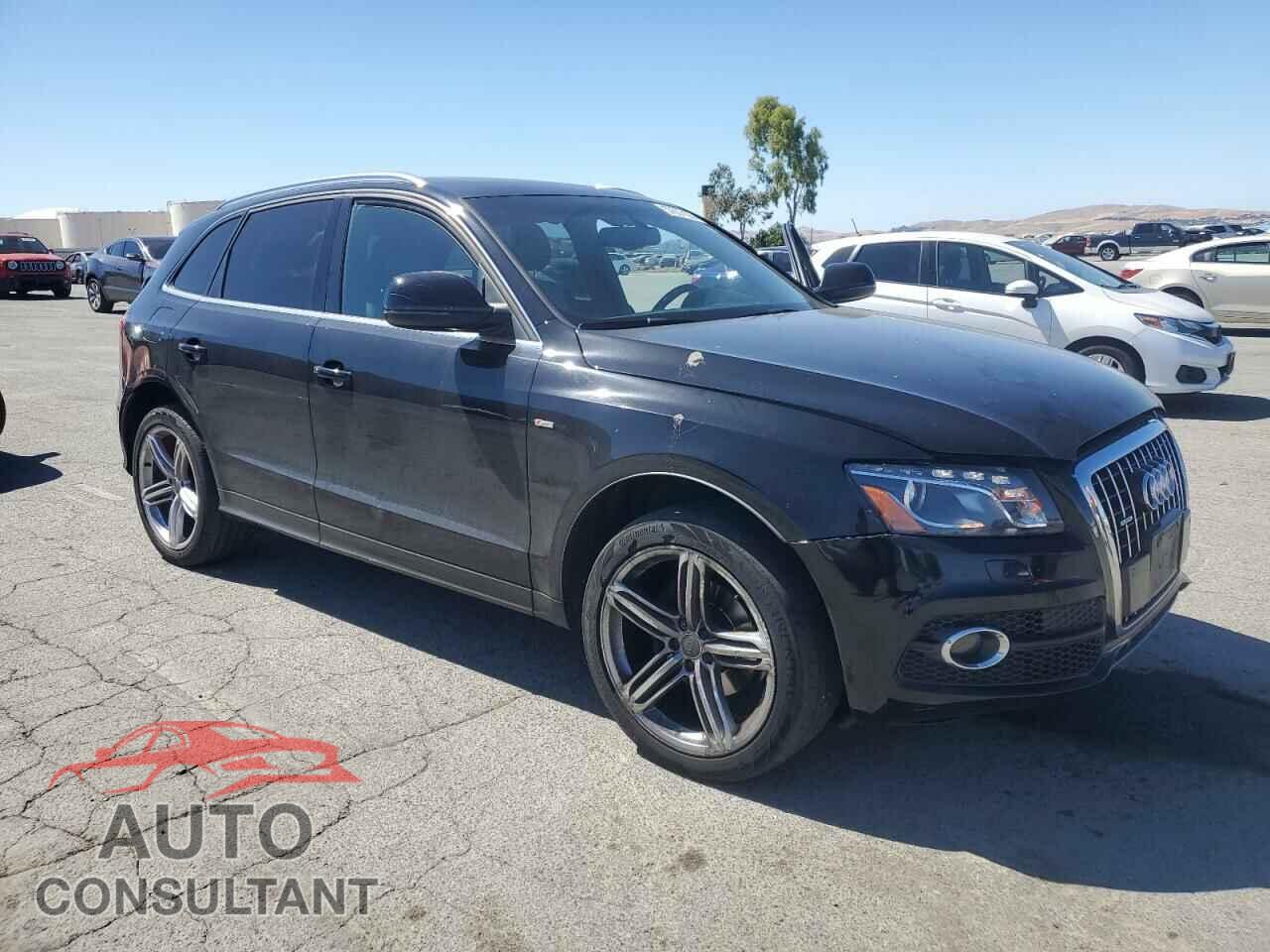 AUDI Q5 2011 - WA1DKAFP5BA032004