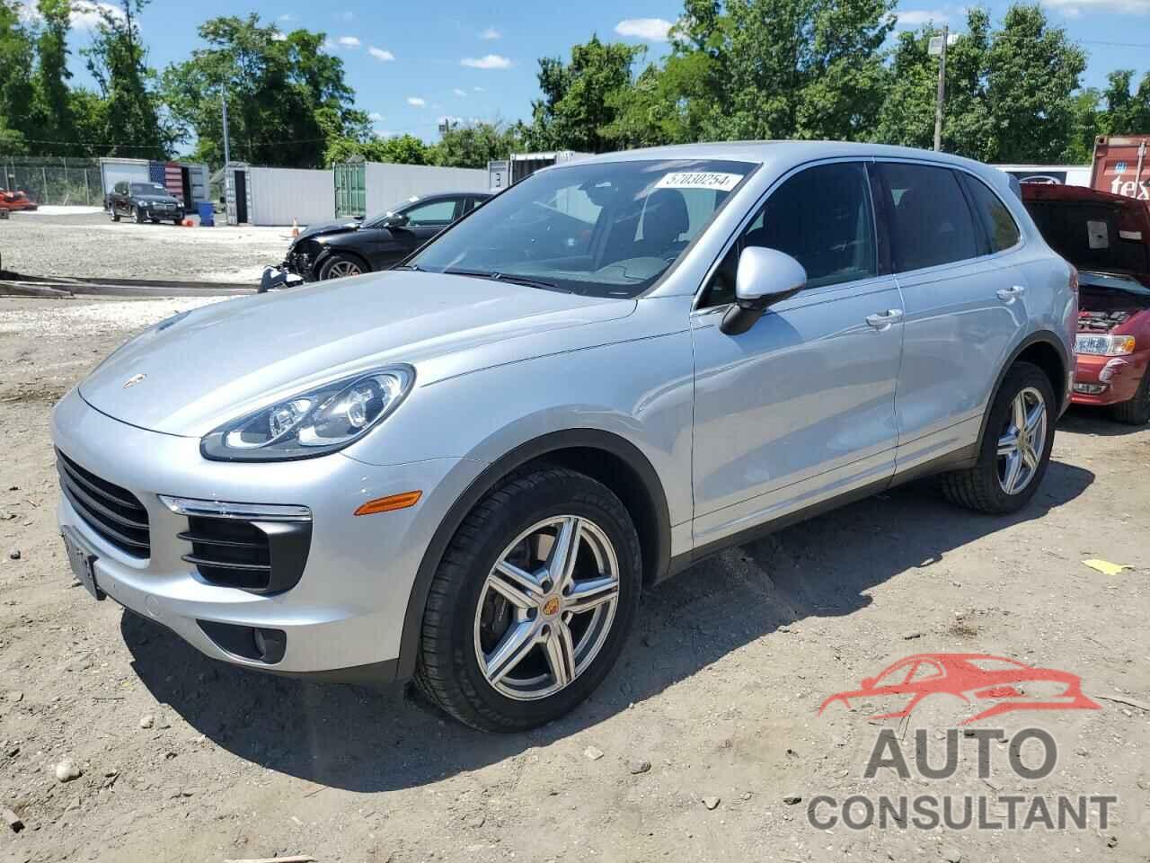 PORSCHE CAYENNE 2016 - WP1AA2A29GKA38174