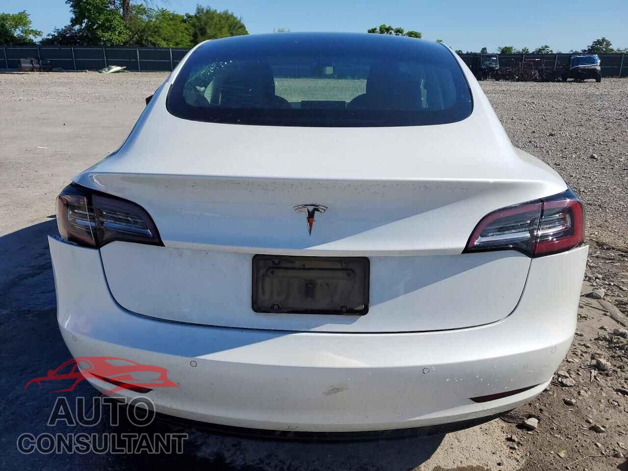 TESLA MODEL 3 2021 - 5YJ3E1EA8MF913327