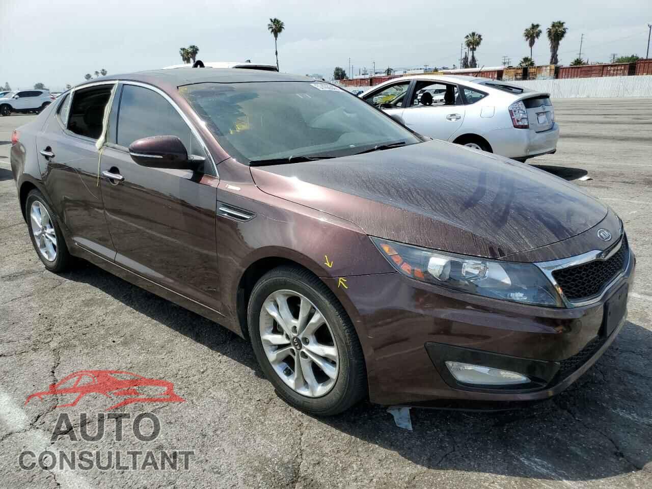 KIA OPTIMA 2011 - KNAGN4A75B5126134