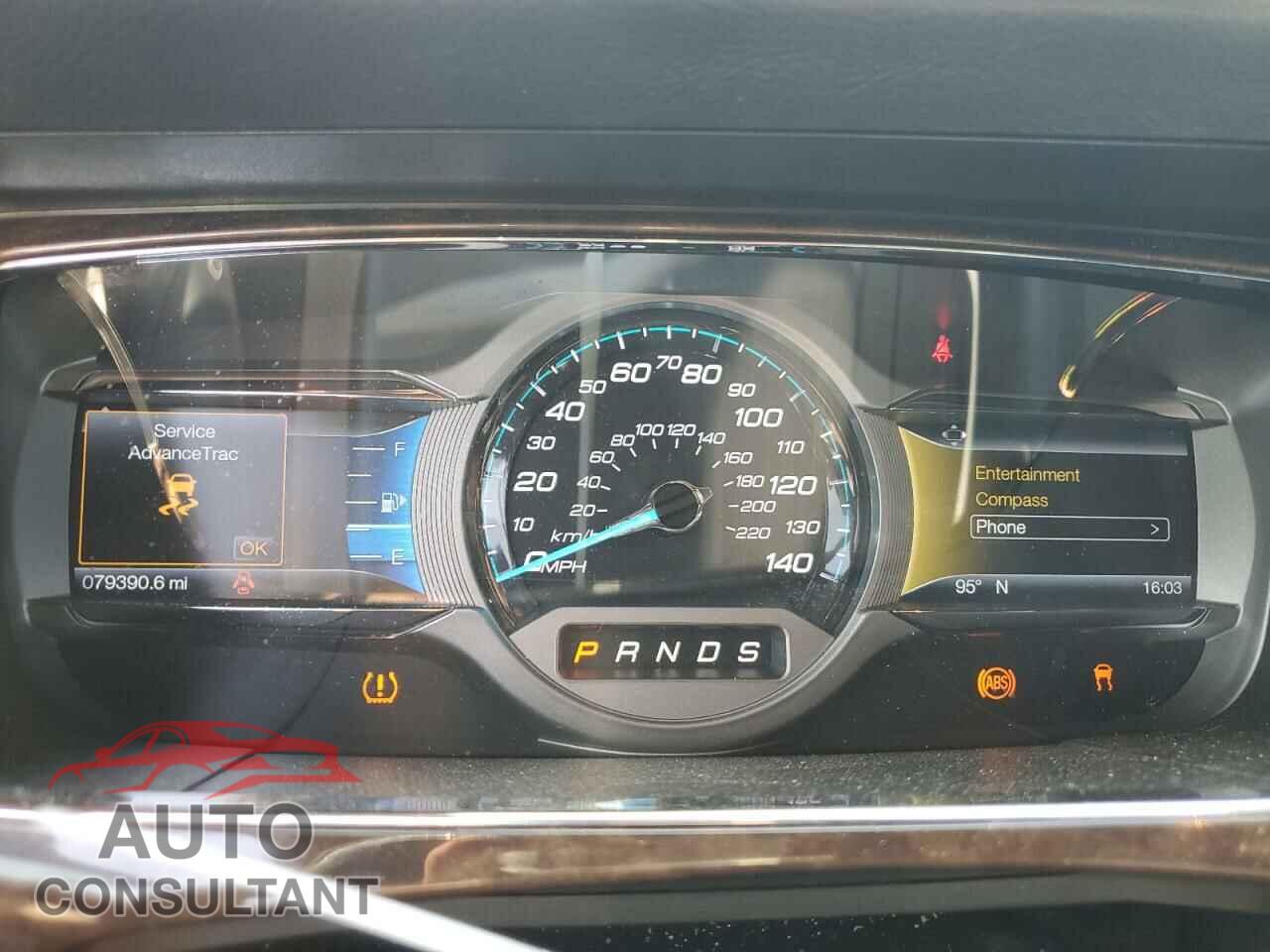 FORD TAURUS 2017 - 1FAHP2F87HG104727