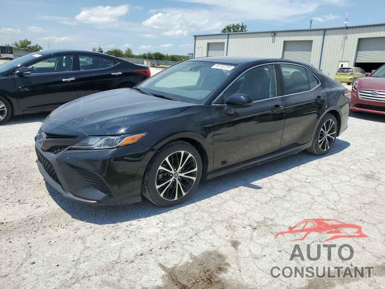 TOYOTA CAMRY 2020 - 4T1G11AK6LU886075