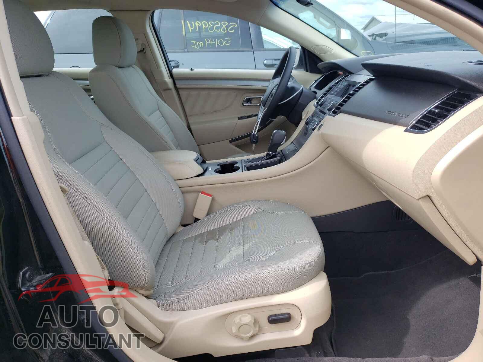 FORD TAURUS 2017 - 1FAHP2D86HG142873