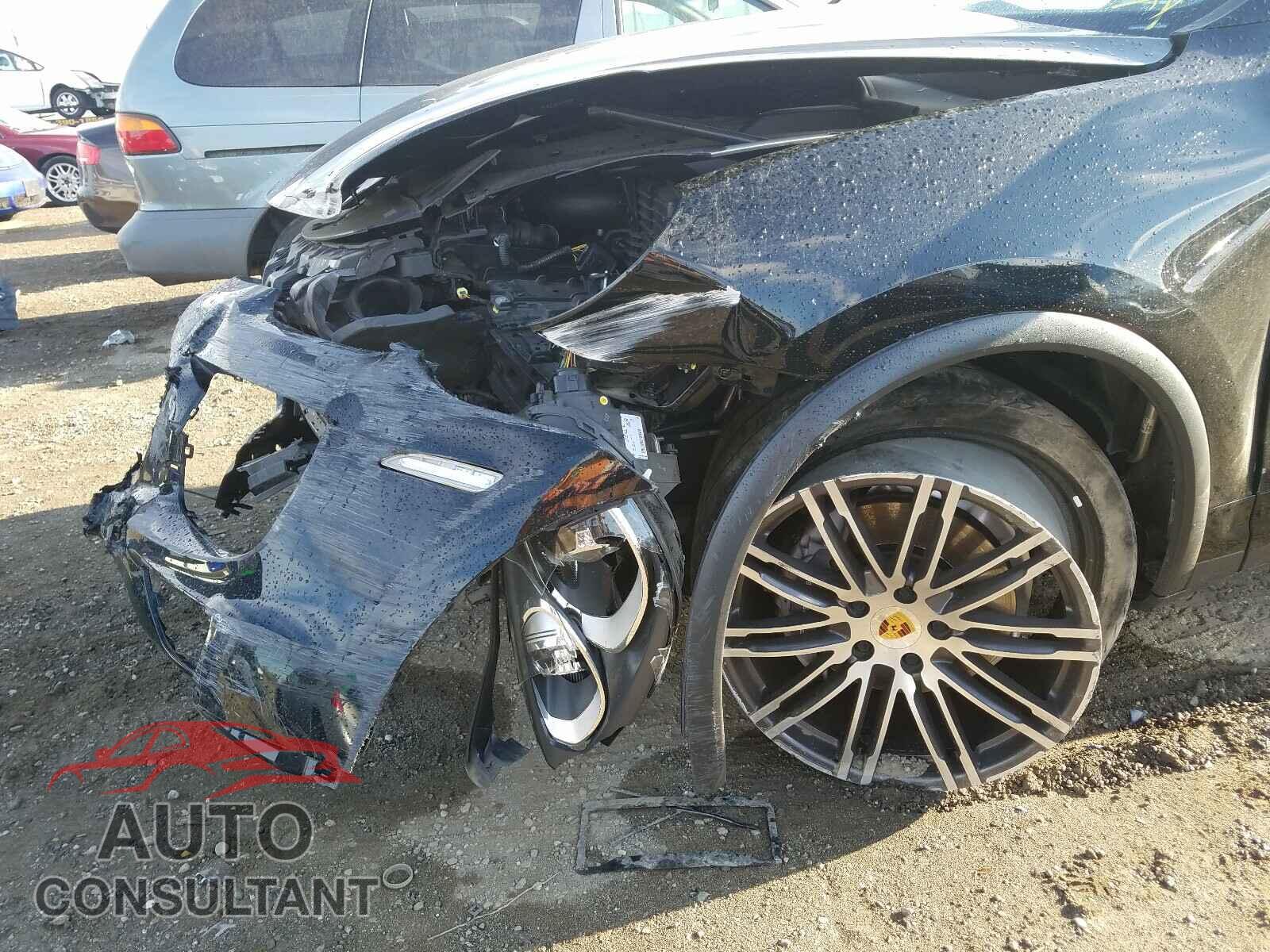 PORSCHE CAYENNE 2016 - WP1AA2A29GLA10613