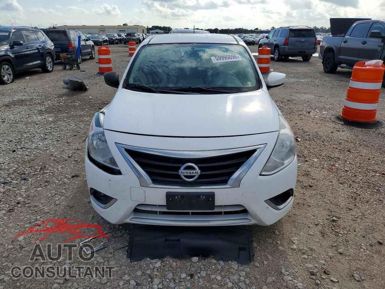 NISSAN VERSA 2017 - 3N1CN7AP3HL892989