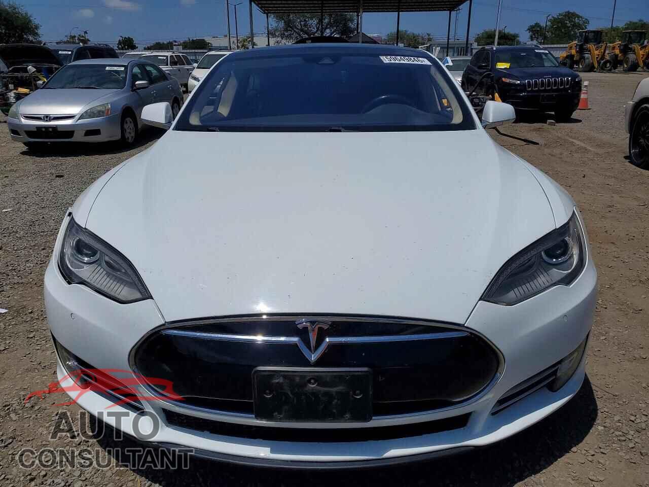 TESLA MODEL S 2016 - 5YJSA1E25GF136268