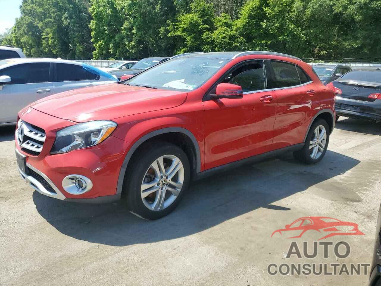 MERCEDES-BENZ GLA-CLASS 2019 - WDCTG4GB3KJ564983