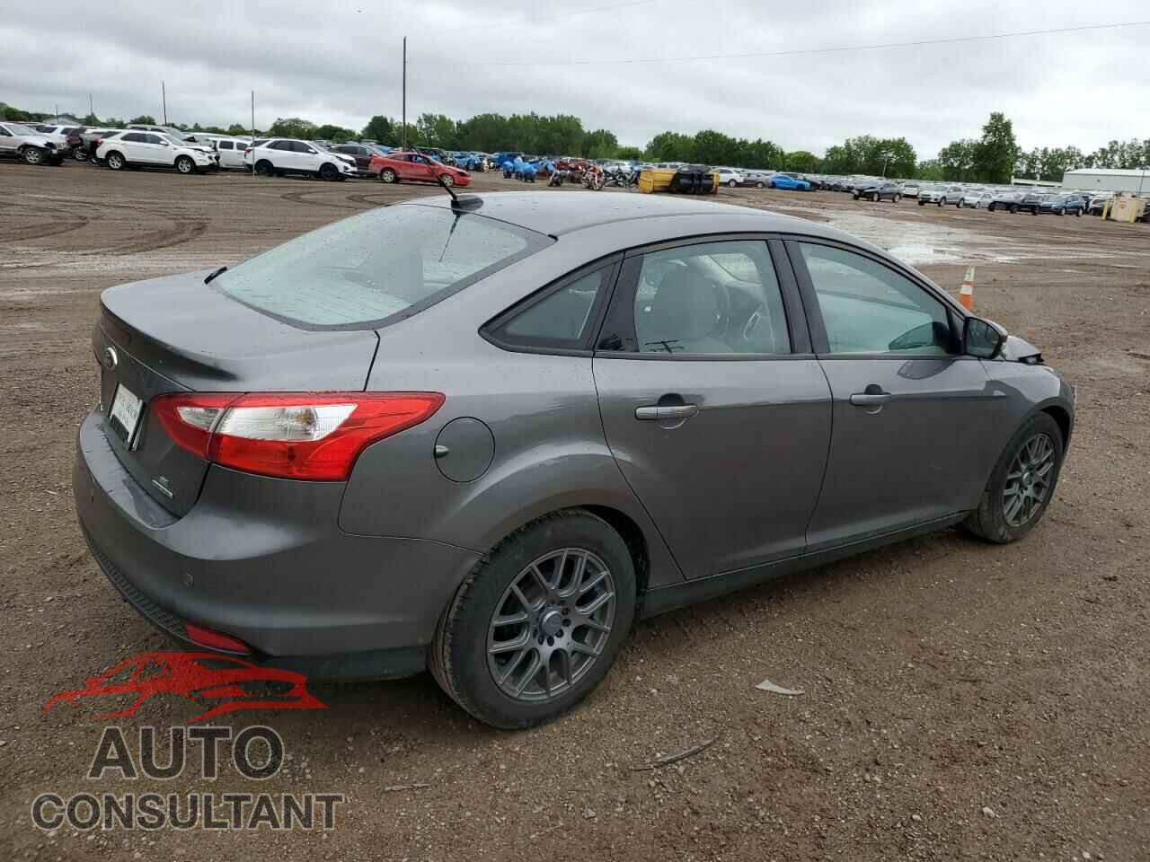 FORD FOCUS 2014 - 1FADP3F2XEL104322