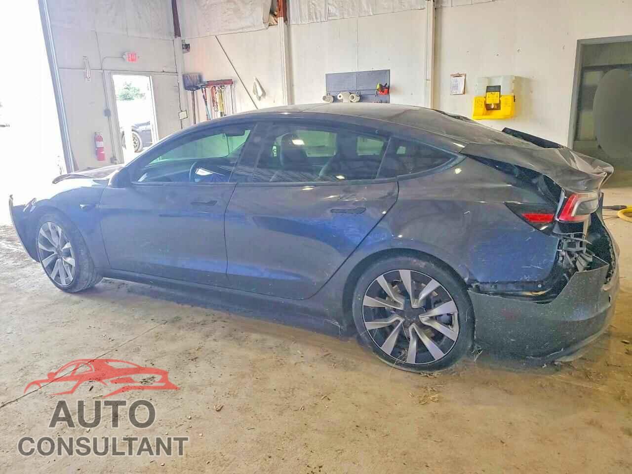 TESLA MODEL 3 2024 - 5YJ3E1EA4RF830114