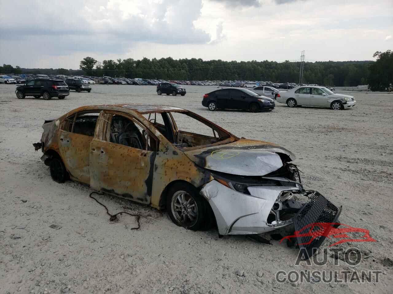 TOYOTA COROLLA 2022 - JTDEAMDE9NJ043351