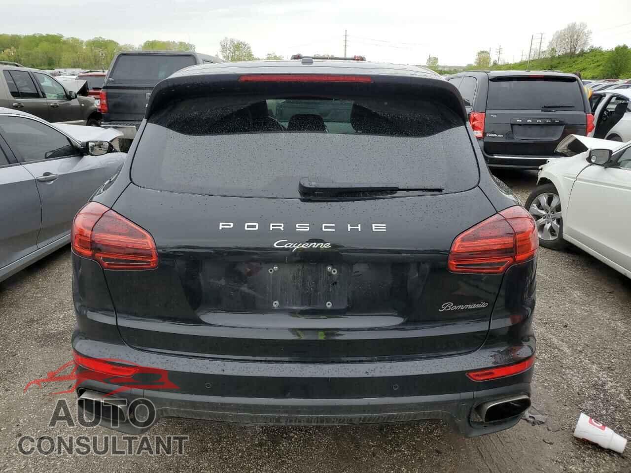 PORSCHE CAYENNE 2017 - WP1AA2A27HKA83020