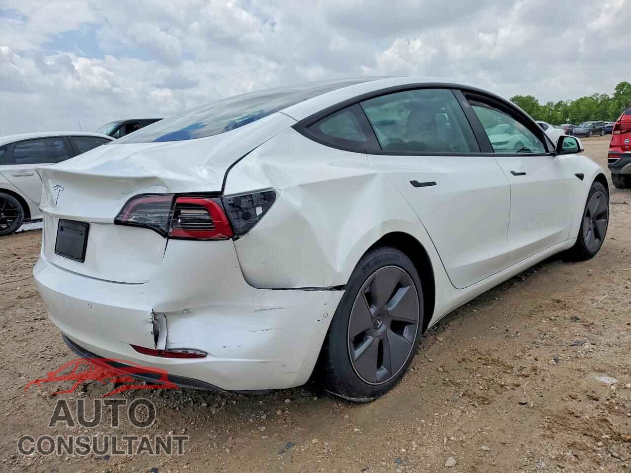 TESLA MODEL 3 2021 - 5YJ3E1EA5MF054164