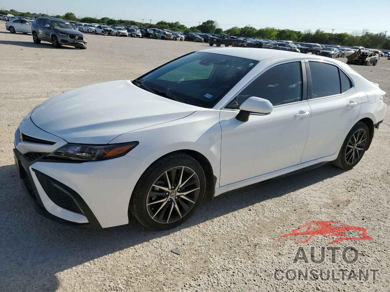 TOYOTA CAMRY 2024 - 4T1G11AK9RU885141