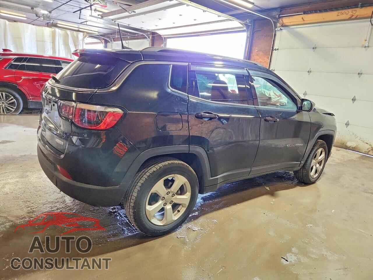 JEEP COMPASS 2018 - 3C4NJDBB3JT366175