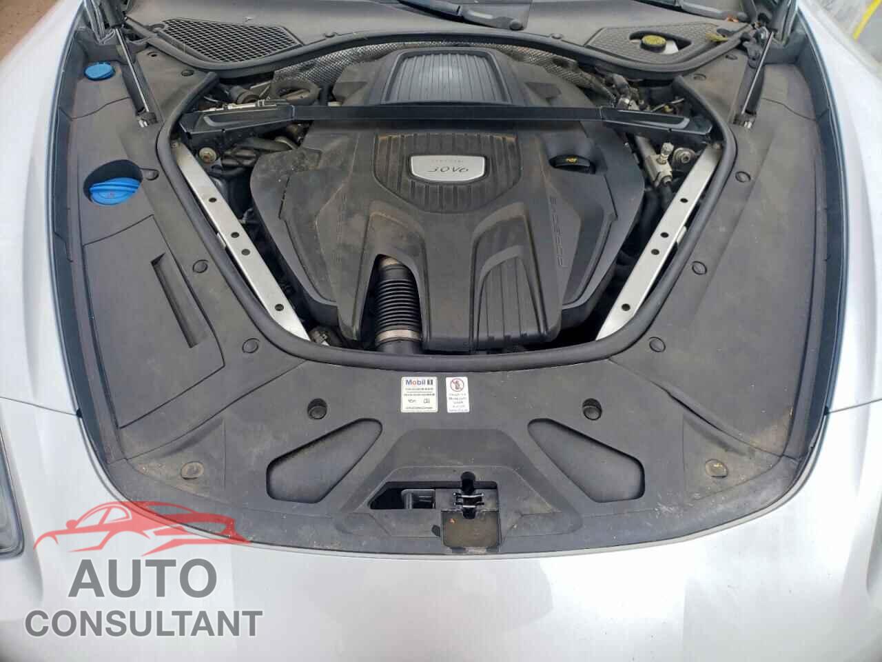 PORSCHE PANAMERA 2018 - WP0AA2A78JL109928