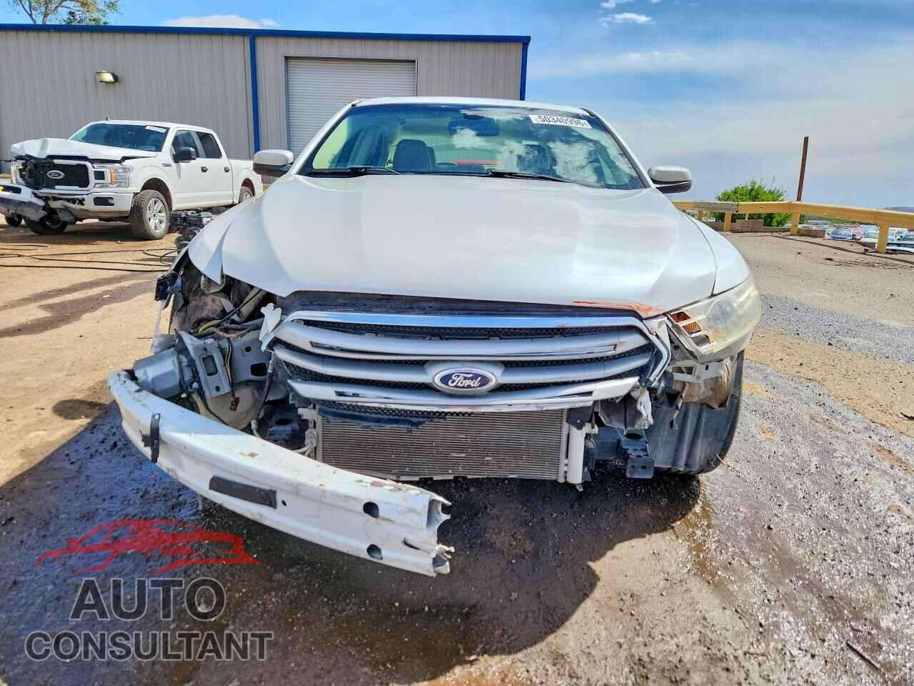 FORD TAURUS 2014 - 1FAHP2E88EG157742
