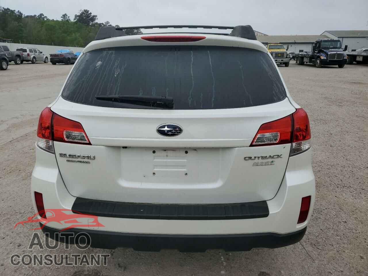 SUBARU OUTBACK 2011 - 4S4BRBGC7B3318611