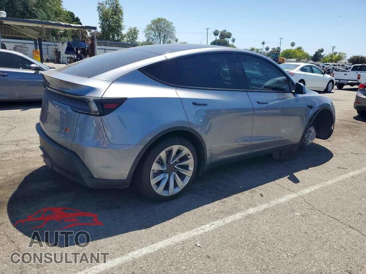 TESLA MODEL Y 2026 - 7SAYGDEE7TF324663
