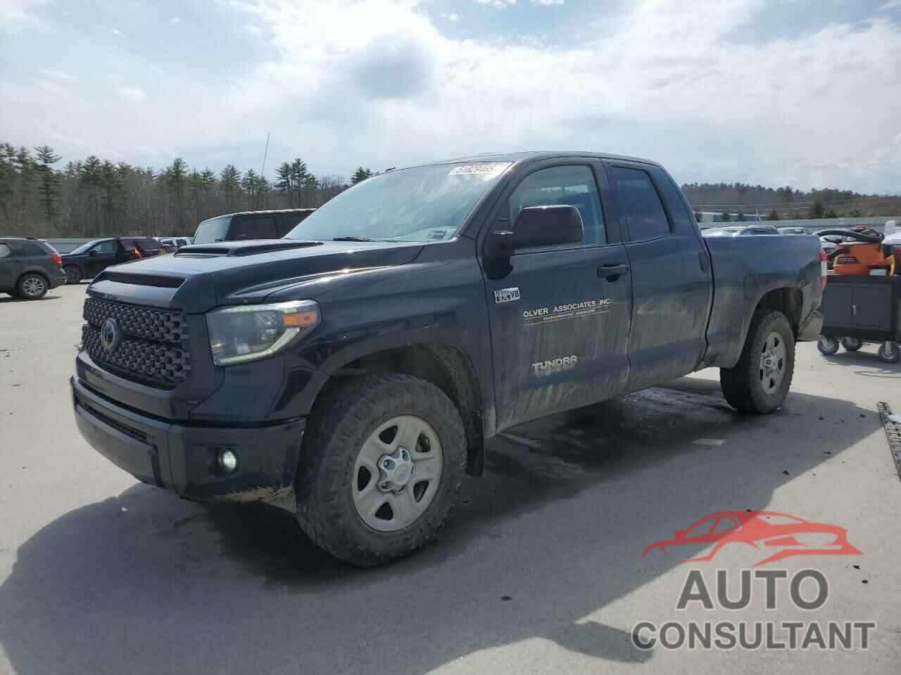 TOYOTA TUNDRA 2019 - 5TFUY5F18KX809439