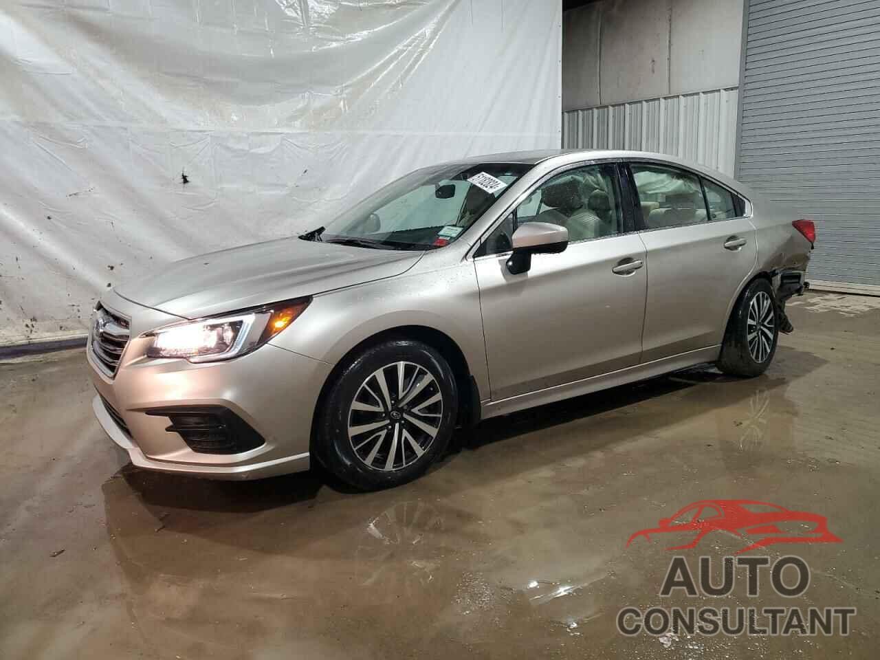 SUBARU LEGACY 2019 - 4S3BNAF6XK3007941