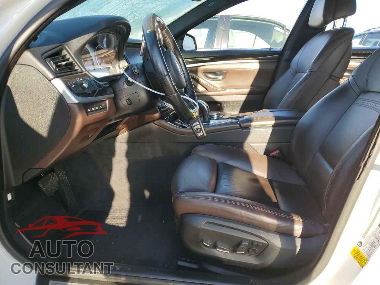 BMW 5 SERIES 2014 - WBA5B1C58ED481559