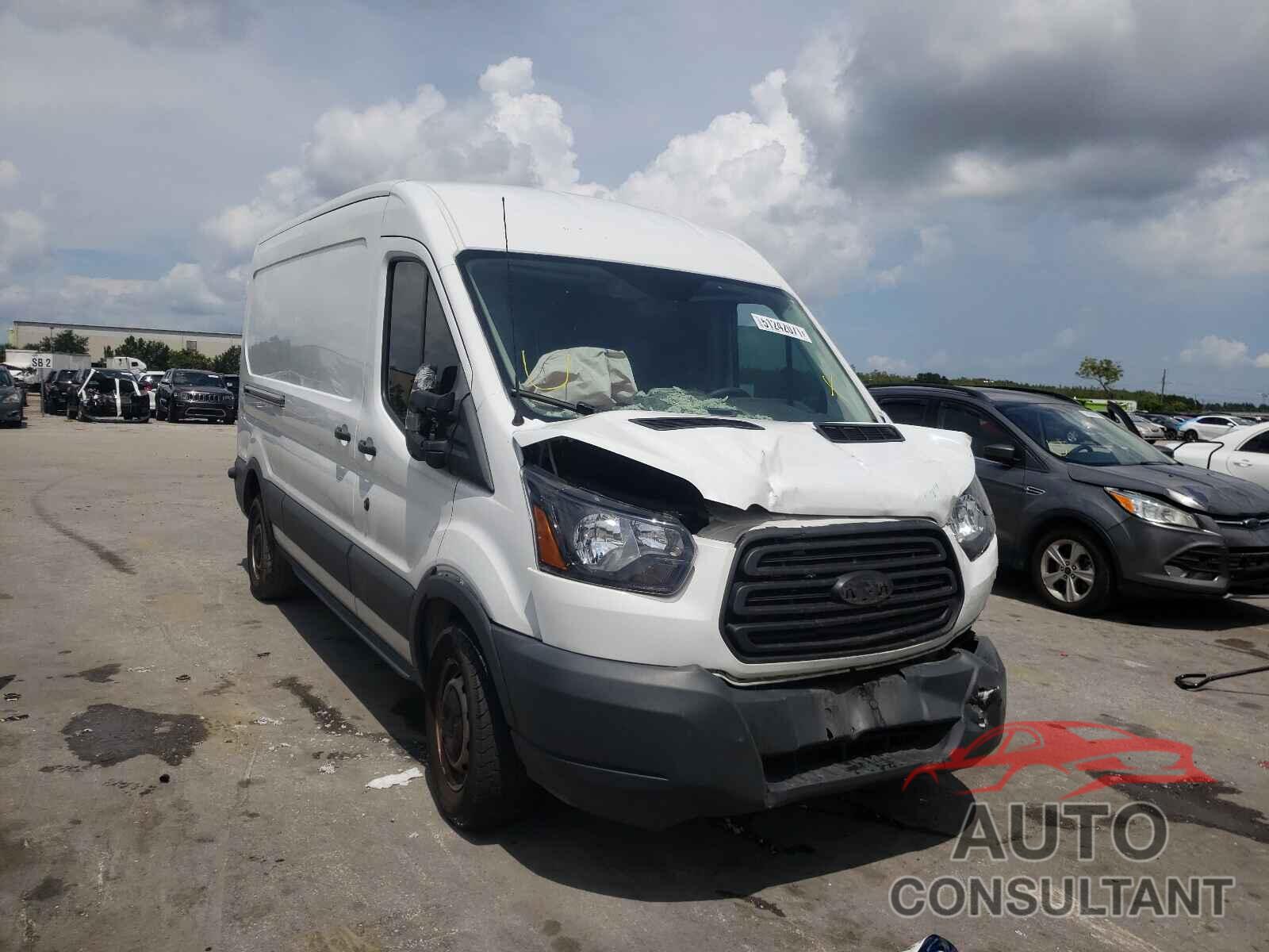 FORD TRANSIT CO 2018 - 1FTYR2CM7JKB45917