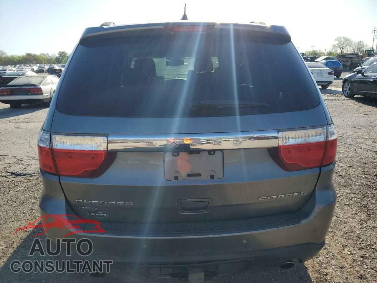DODGE DURANGO 2013 - 1C4SDJET7DC611489