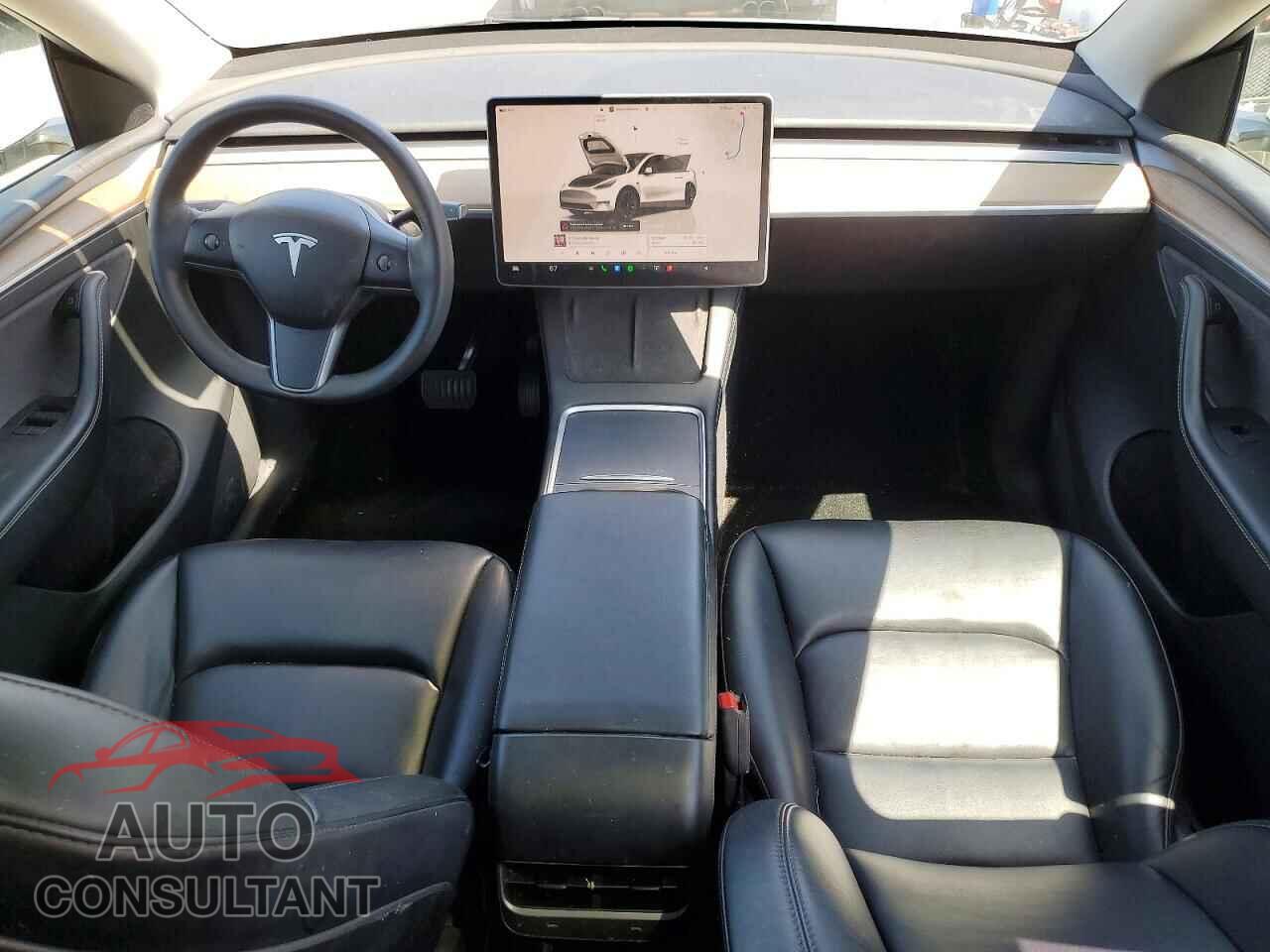 TESLA MODEL Y 2023 - 7SAYGAEE1PF583394