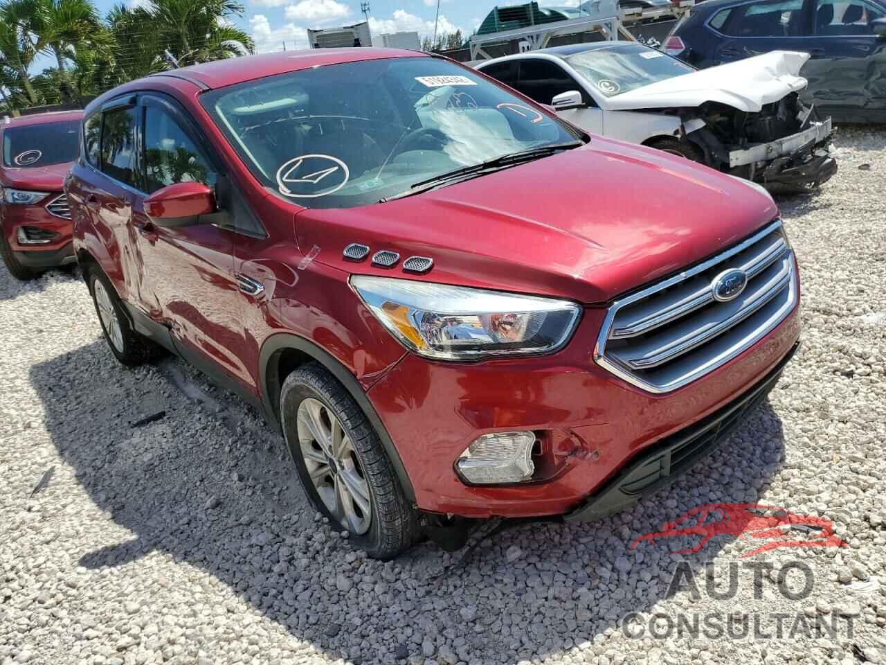 FORD ESCAPE 2017 - 1FMCU0G94HUC28816
