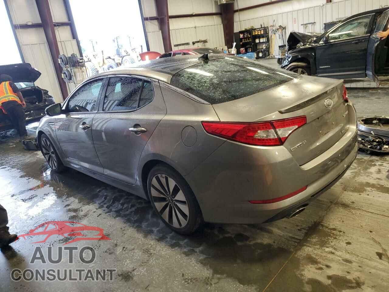 KIA OPTIMA 2012 - 5XXGR4A67CG001776