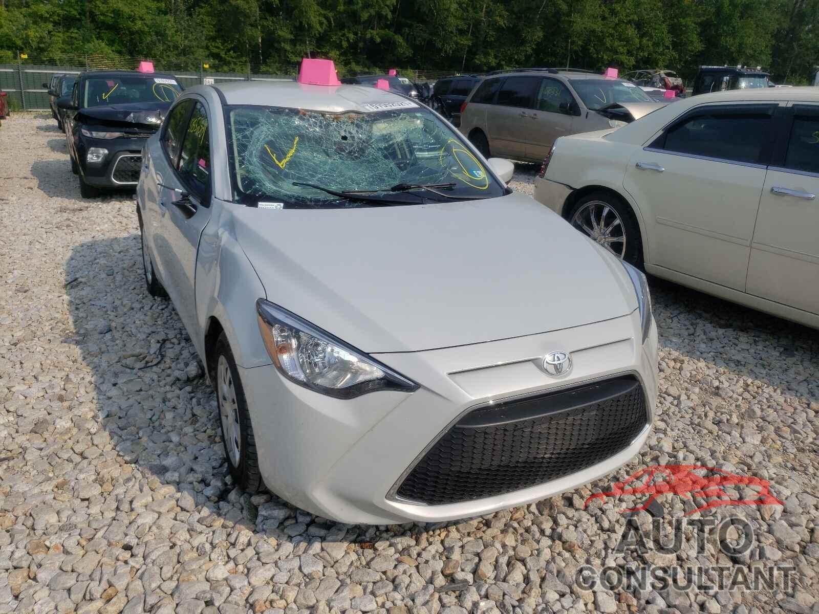 TOYOTA YARIS 2019 - 3MYDLBYV7KY522123