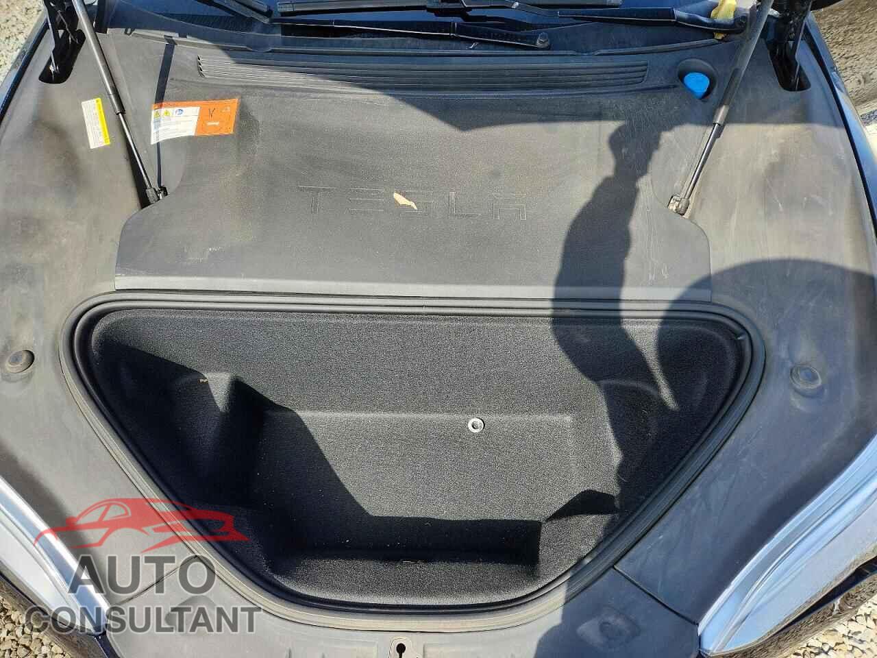 TESLA MODEL S 2017 - 5YJSA1E24HF193191
