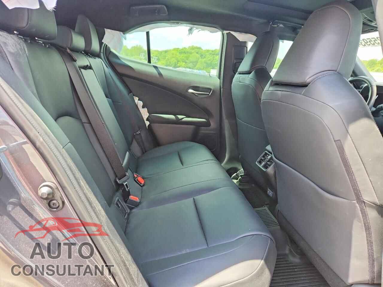 LEXUS UNKNOWN 2025 - JTHYBJAH0S2018821