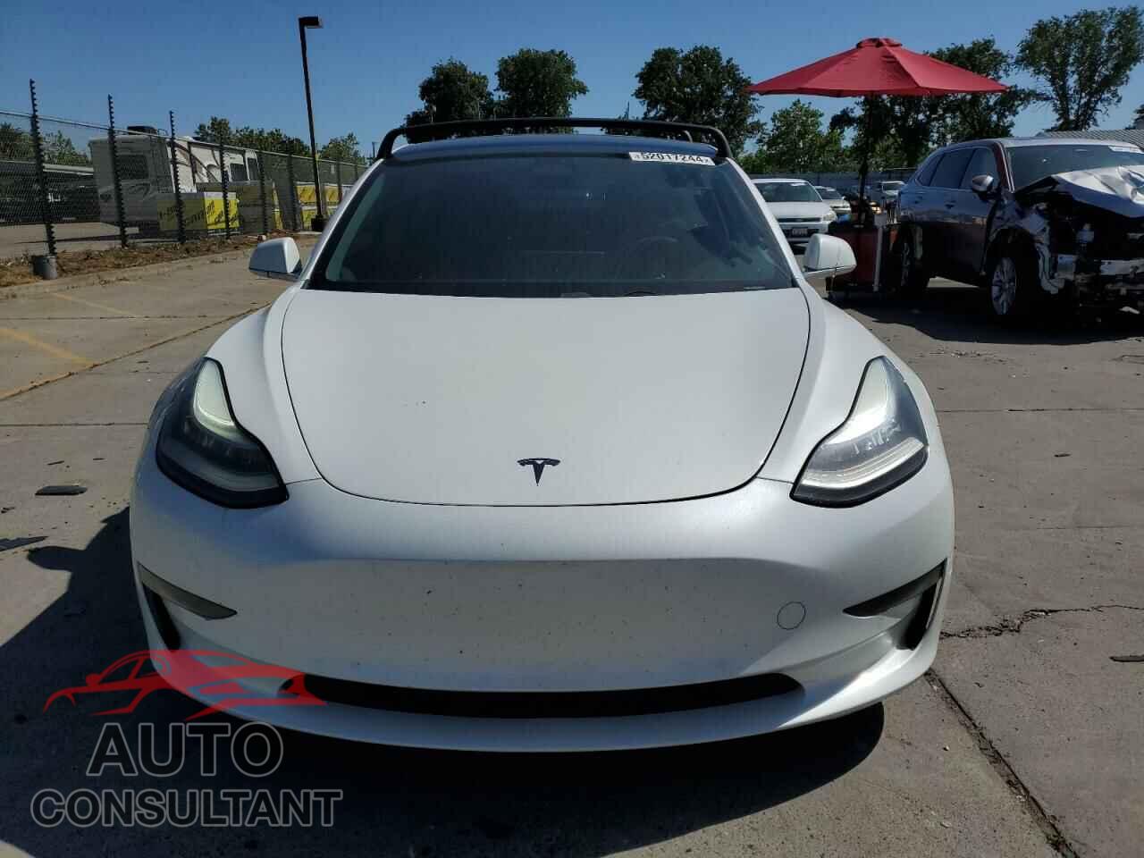 TESLA MODEL 3 2019 - 5YJ3E1EB8KF510969
