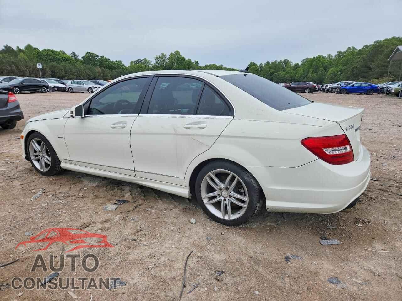 MERCEDES-BENZ C-CLASS 2012 - WDDGF4HB6CA703164