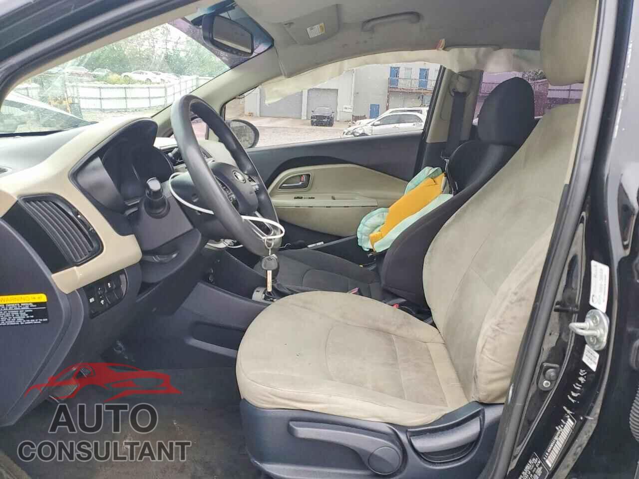 KIA RIO 2013 - KNADM5A37D6319200