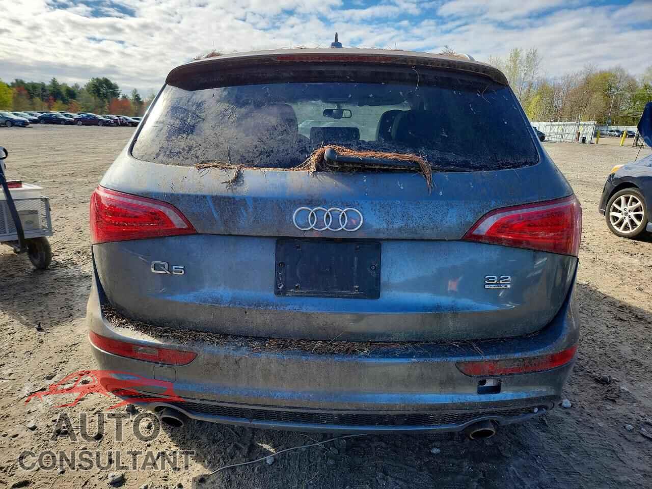 AUDI Q5 2012 - WA1WKBFP8CA021062