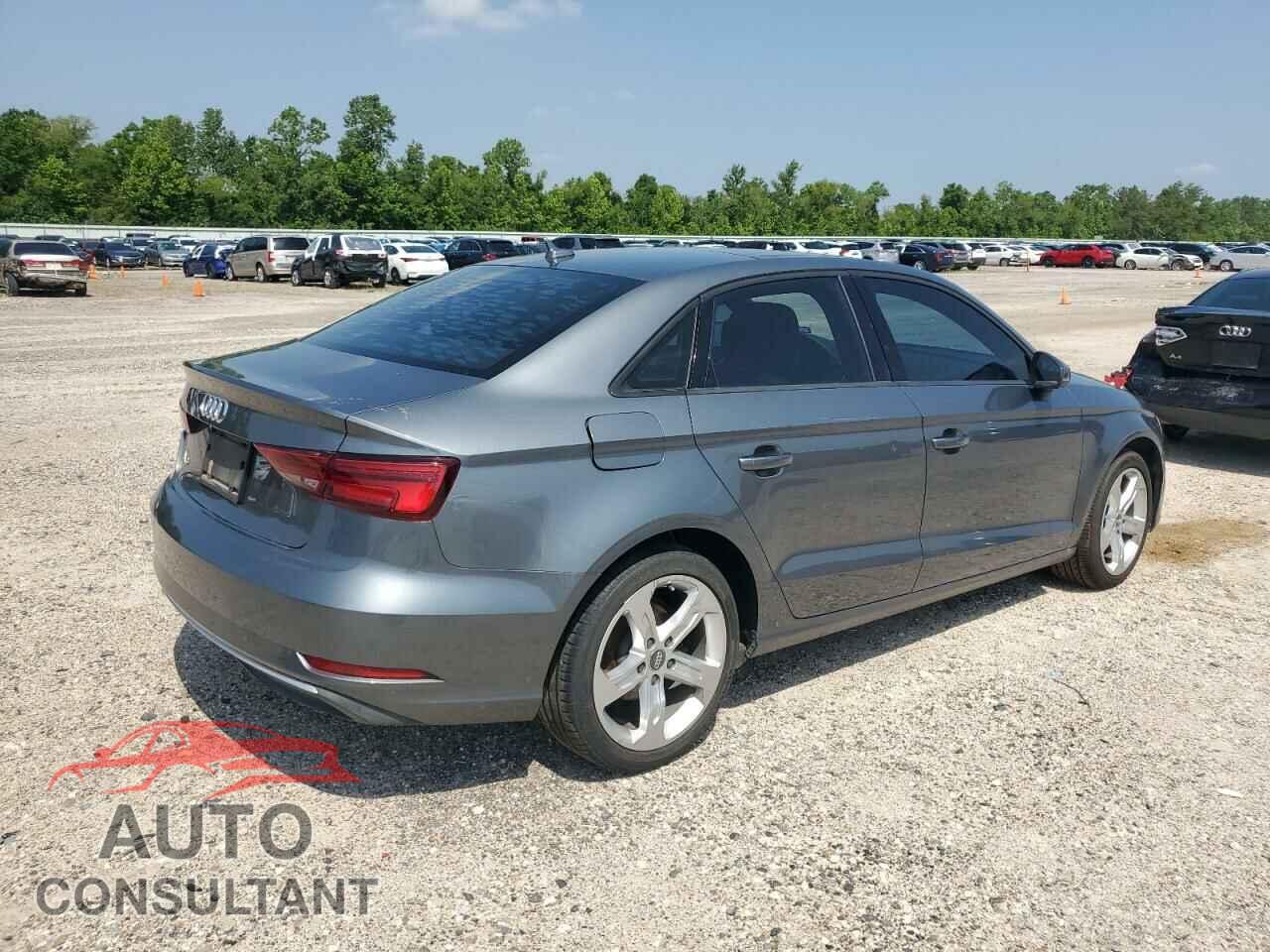 AUDI A3 2018 - WAUAUGFF9J1004859