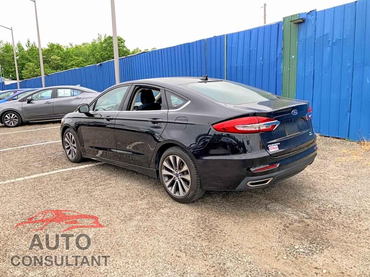 FORD FUSION 2020 - 3FA6P0T94LR190332