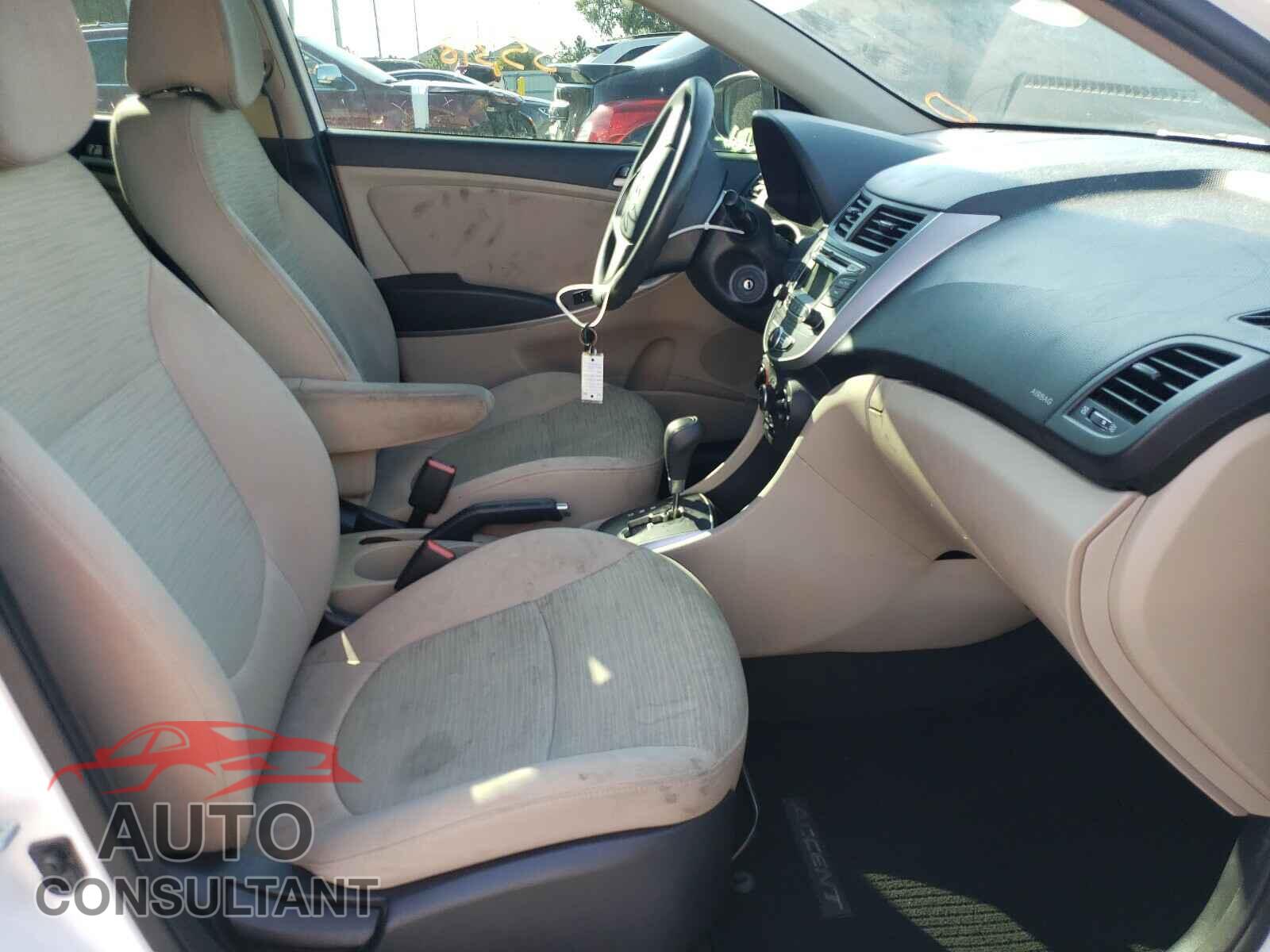 HYUNDAI ACCENT 2017 - KMHCT4AE7HU327016