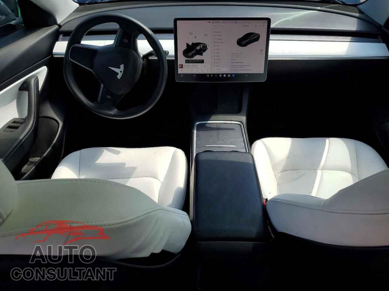 TESLA MODEL 3 2021 - 5YJ3E1EB3MF875594