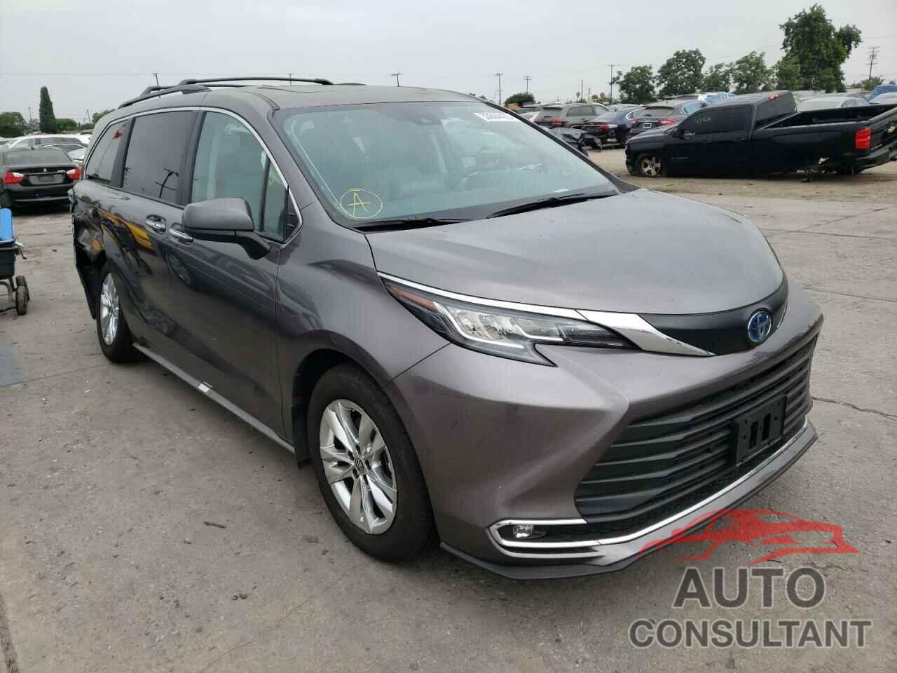 TOYOTA SIENNA 2022 - 5TDJRKEC2NS112781