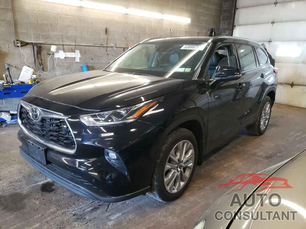 TOYOTA HIGHLANDER 2021 - 5TDDZRBH2MS146109
