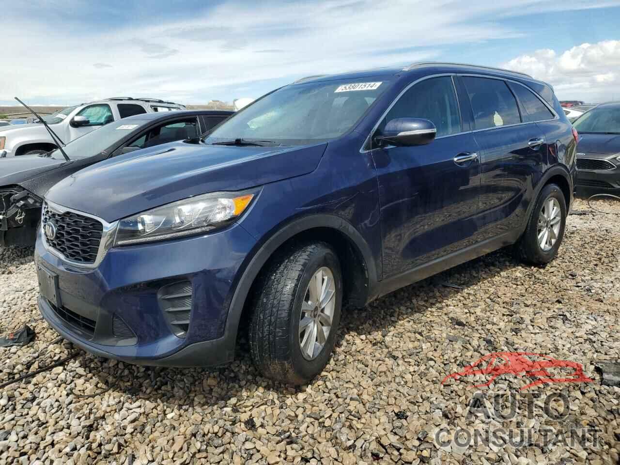 KIA SORENTO 2019 - 5XYPG4A38KG468839