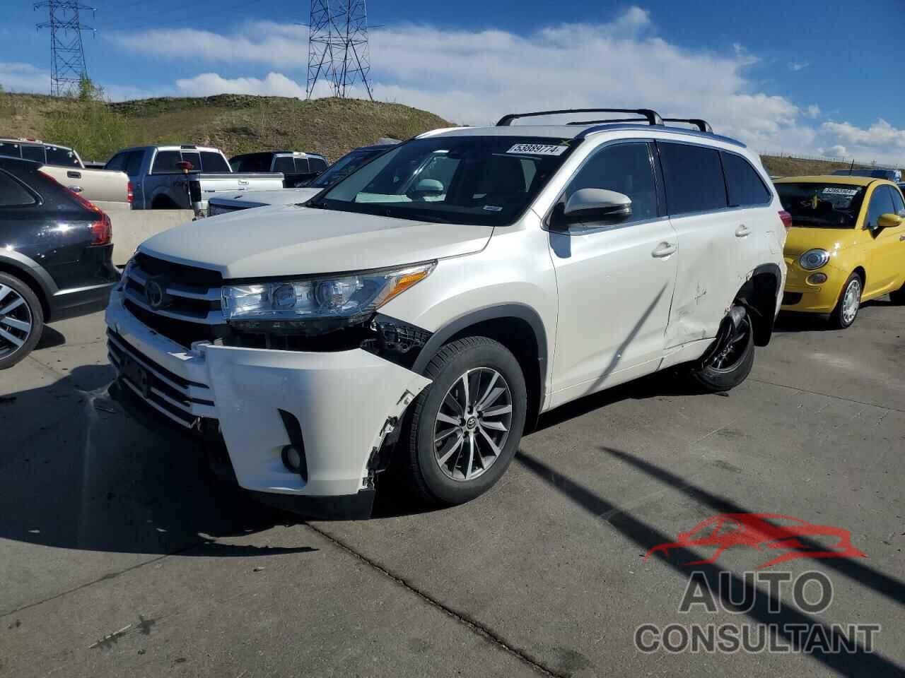 TOYOTA HIGHLANDER 2018 - 5TDJZRFH1JS541956