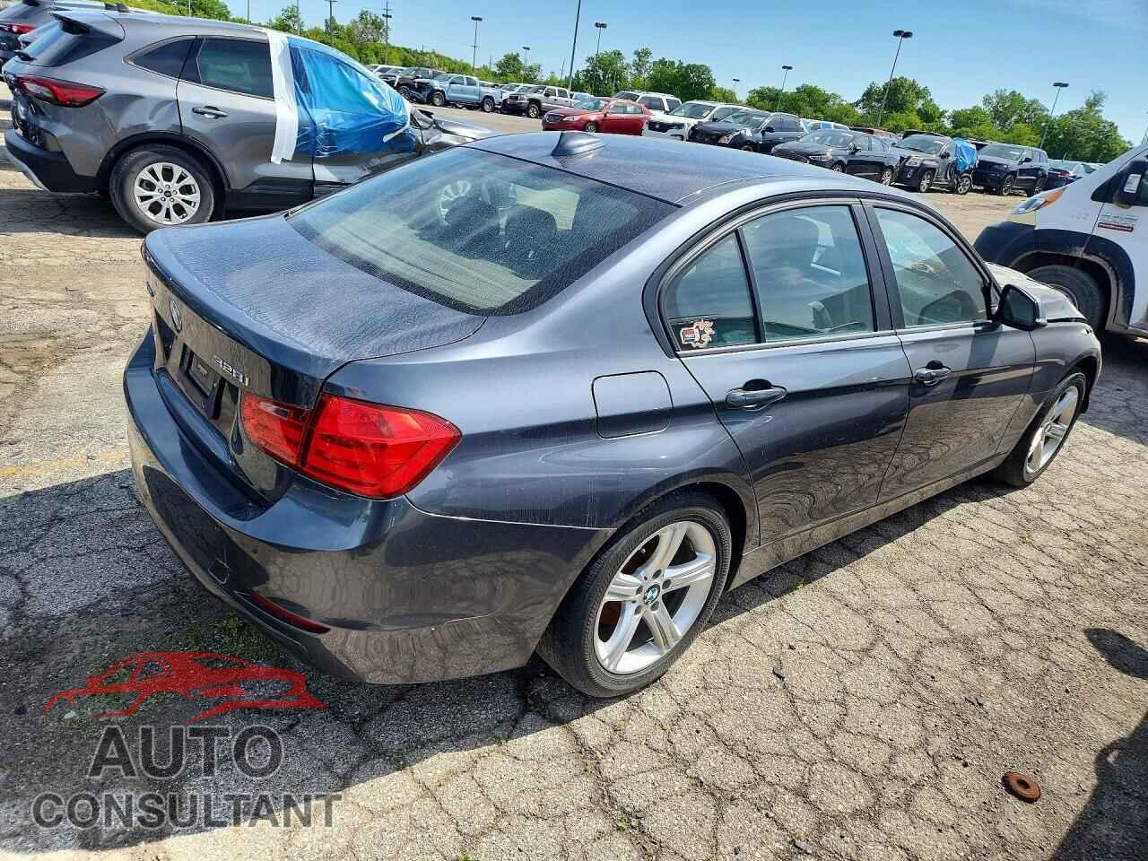 BMW 3 SERIES 2013 - WBA3B5C53DF596295