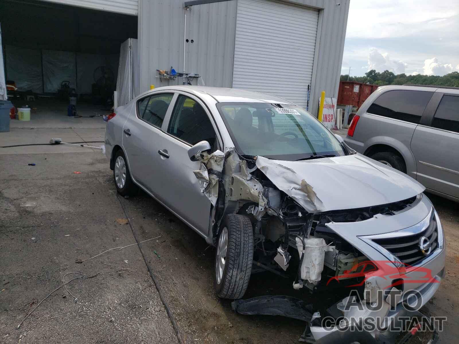 NISSAN VERSA 2016 - 3N1CN7APXGL889294