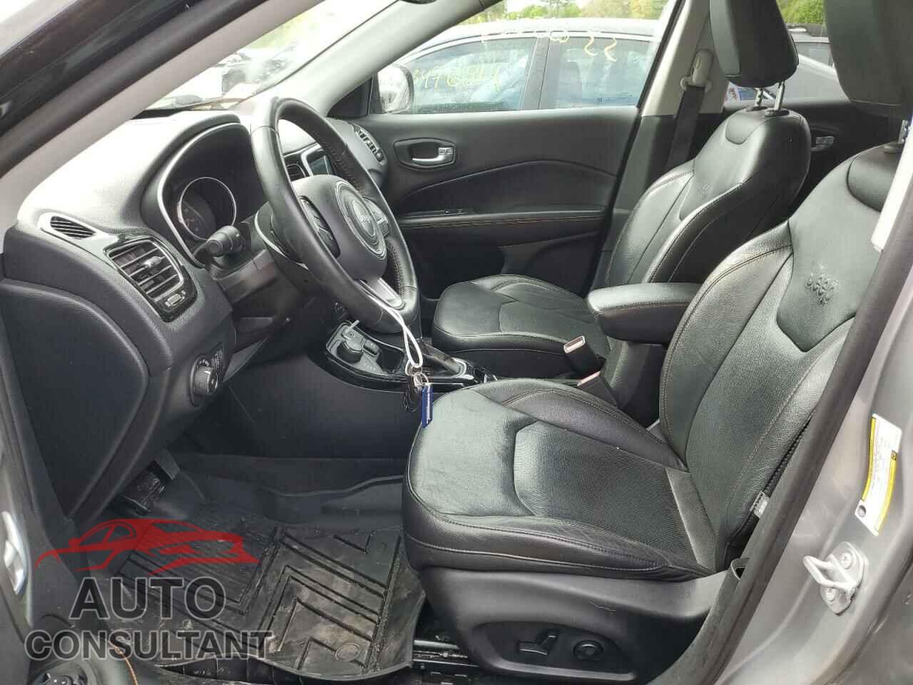 JEEP COMPASS 2018 - 3C4NJDCB8JT201673