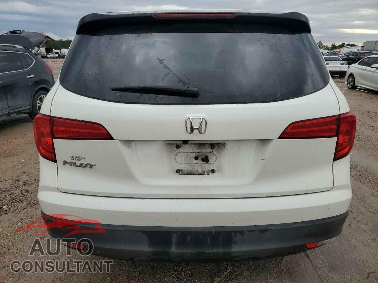 HONDA PILOT 2017 - 5FNYF5H17HB016978
