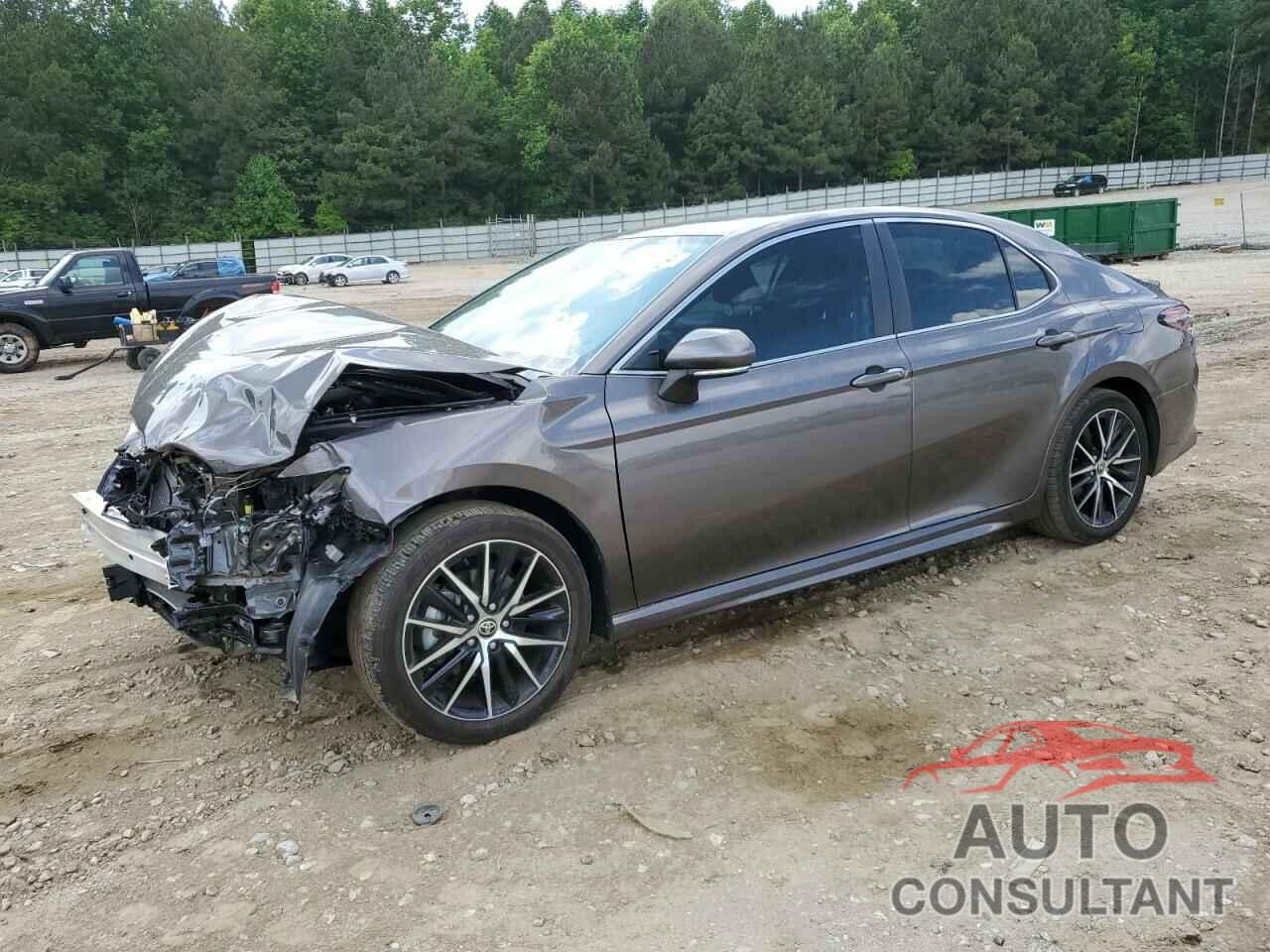 TOYOTA CAMRY 2022 - 4T1G11AK8NU690190